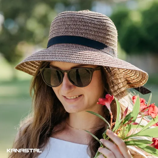 Lunettes de Soleil Femme Polarisées Mode Vintage Lunettes Soleil Retro Classique Femmes UV400 Protection Noir Brillant