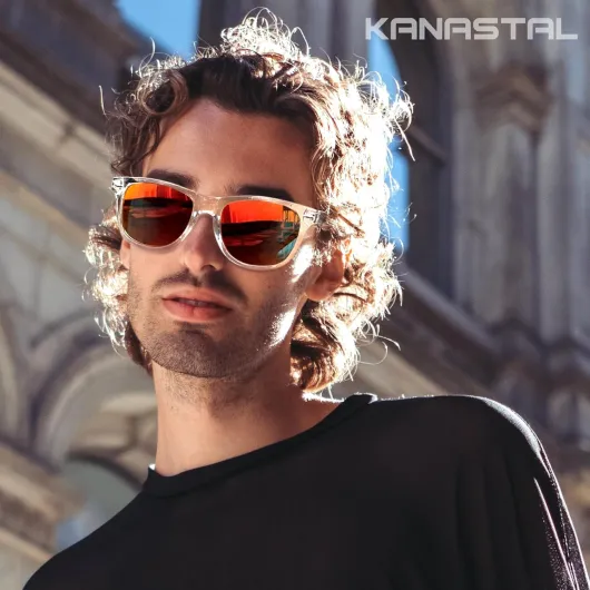 81EBTJNClyL._AC_SL1500_